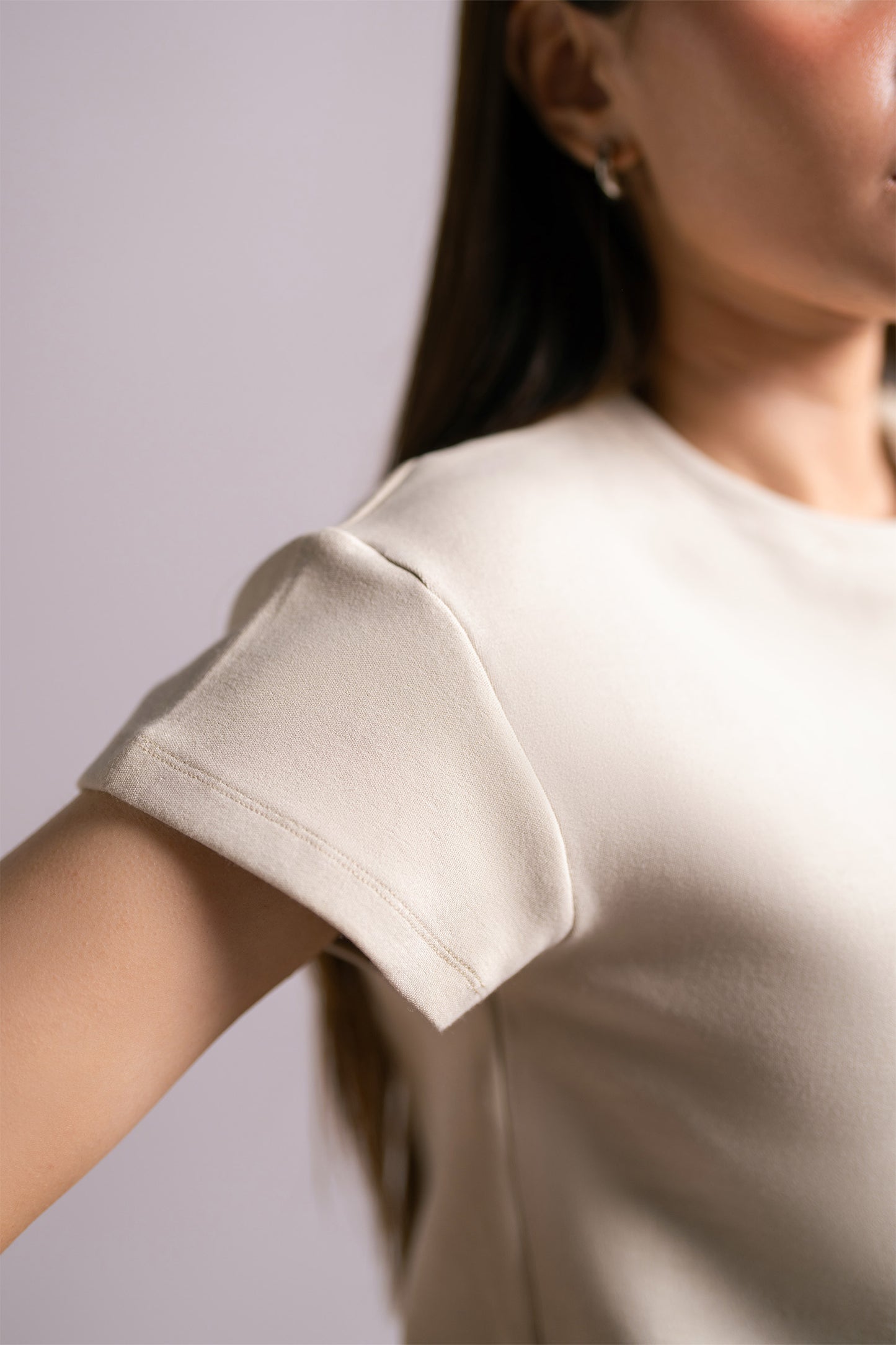 CRÈME BABY TEE
