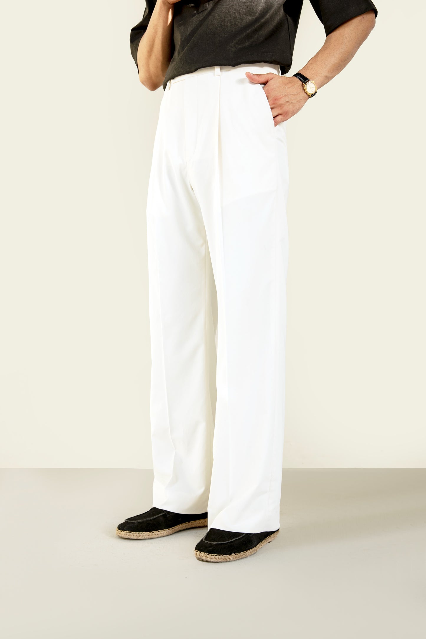 UNO Pleated Pants