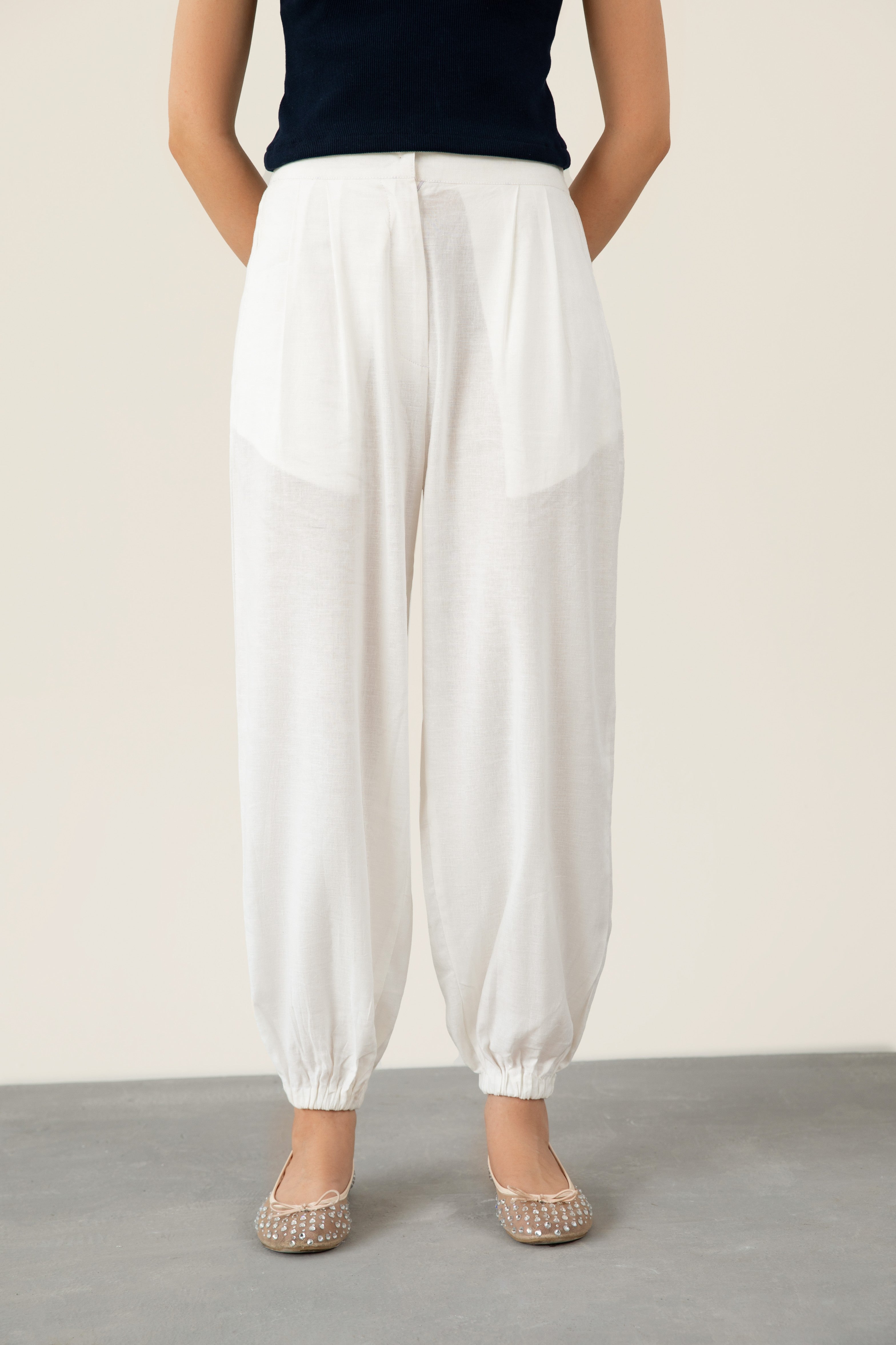 Women's Pants – AMOR