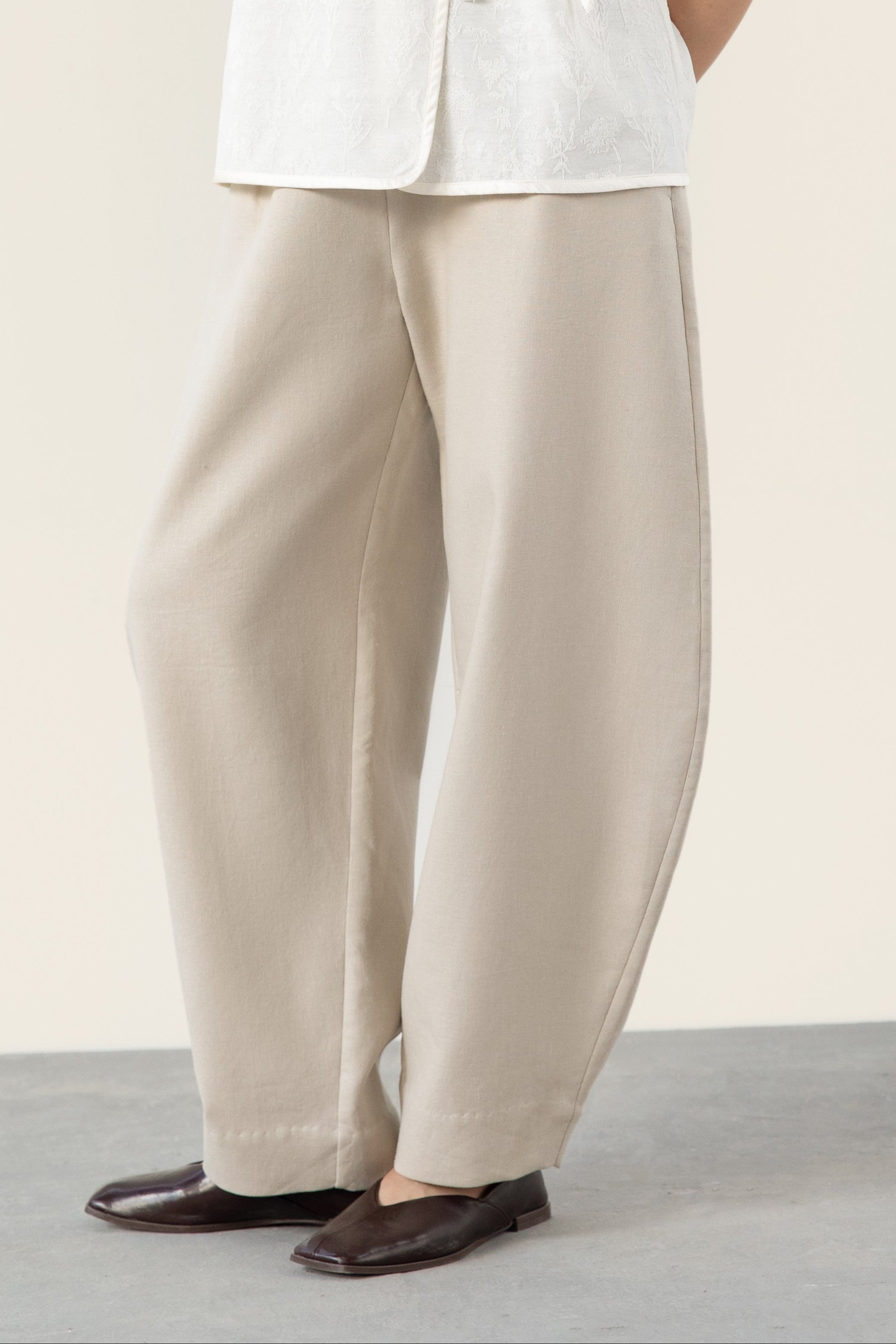Women's Pants – AMOR