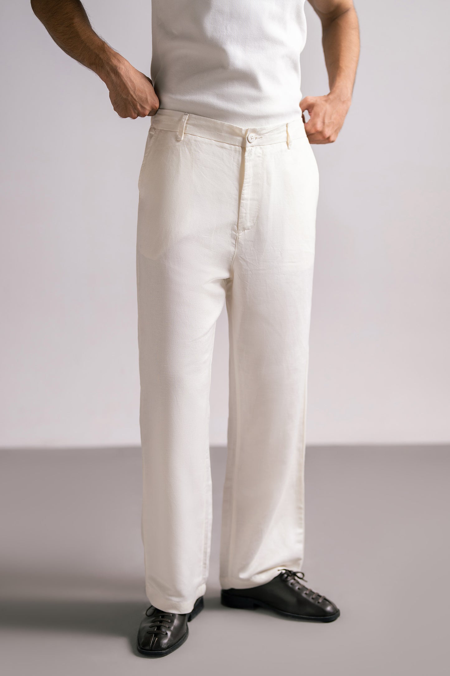 WHITE LINEN TROUSERS