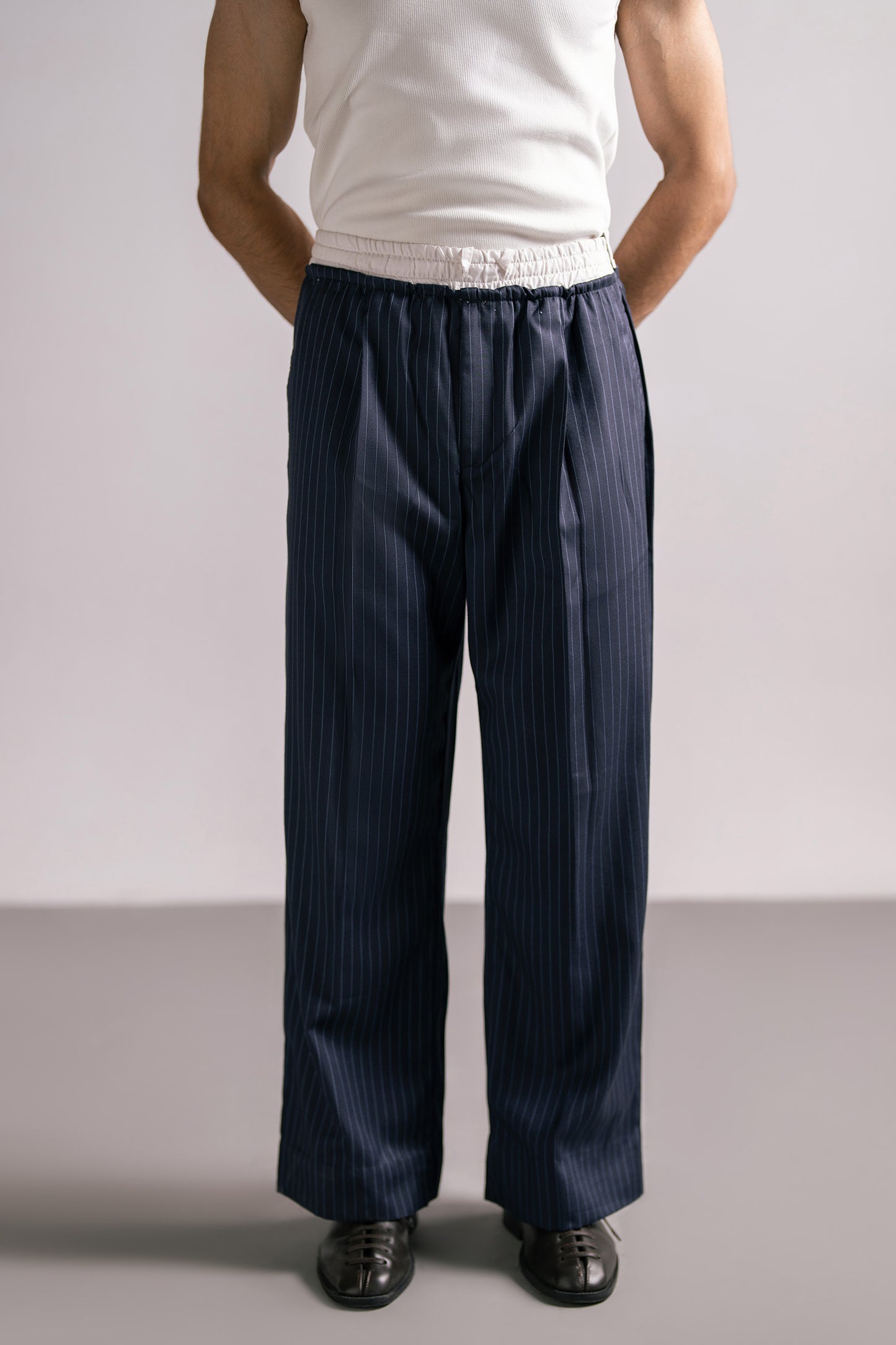 NAVY STRIPE TROUSERS
