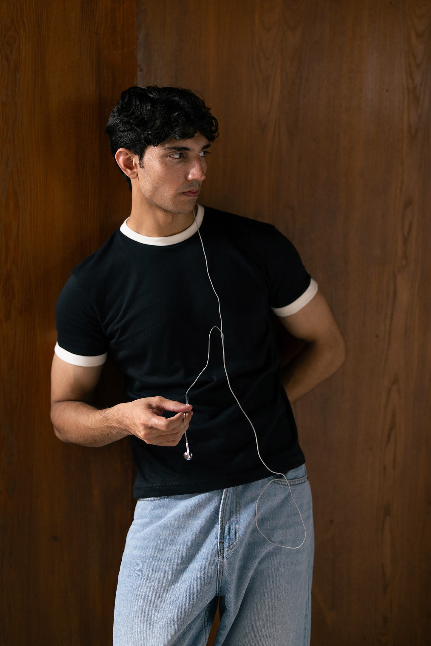 BLACK RINGER TEE