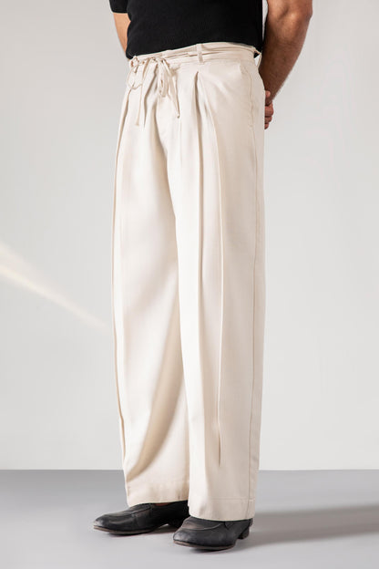 WIDE LIEG PLEATED PANTS