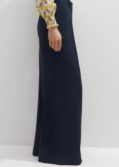 Wide Leg Pleated Pants